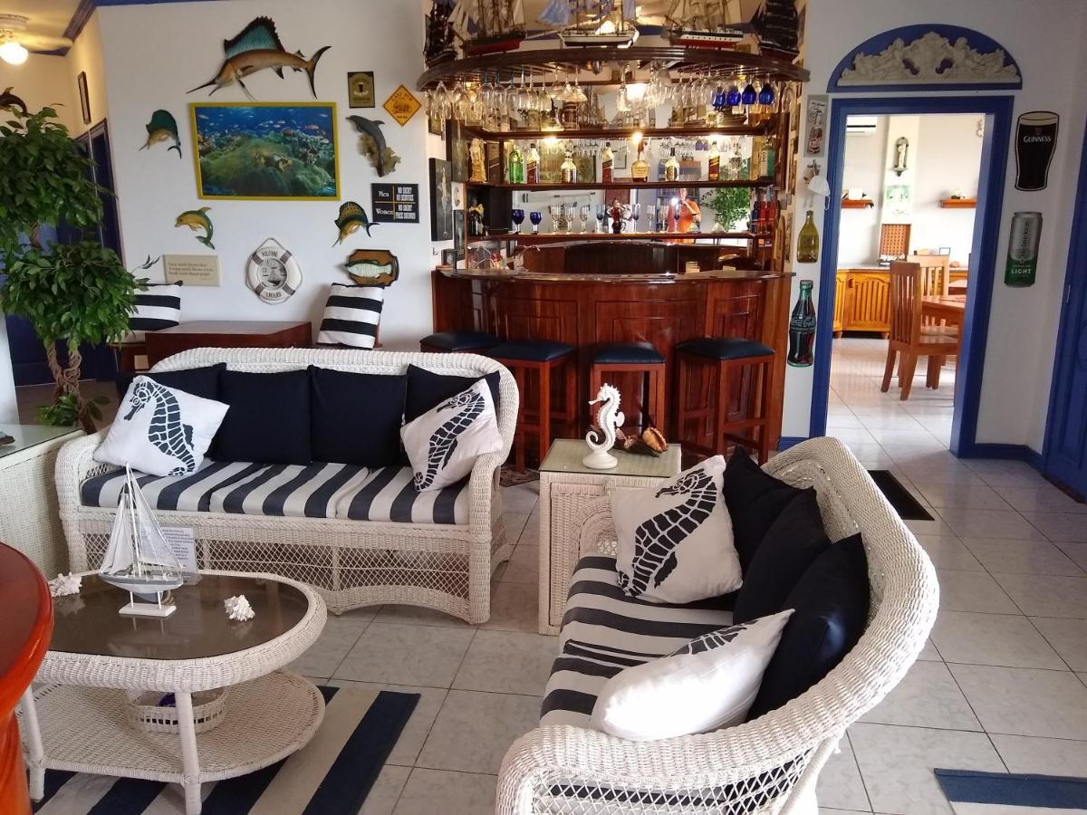 Drake Inn Puerto Villamil Eksteriør billede