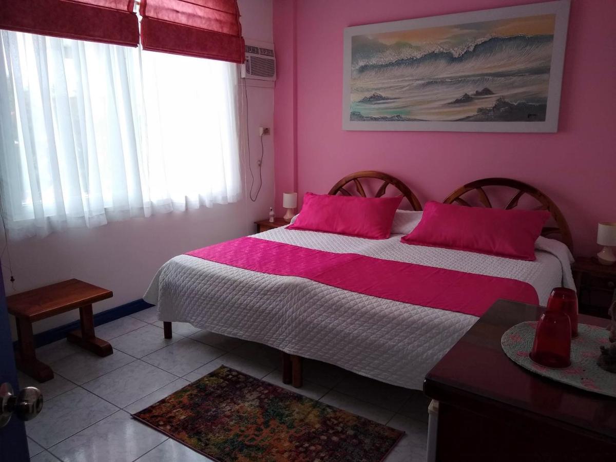 Drake Inn Puerto Villamil Eksteriør billede