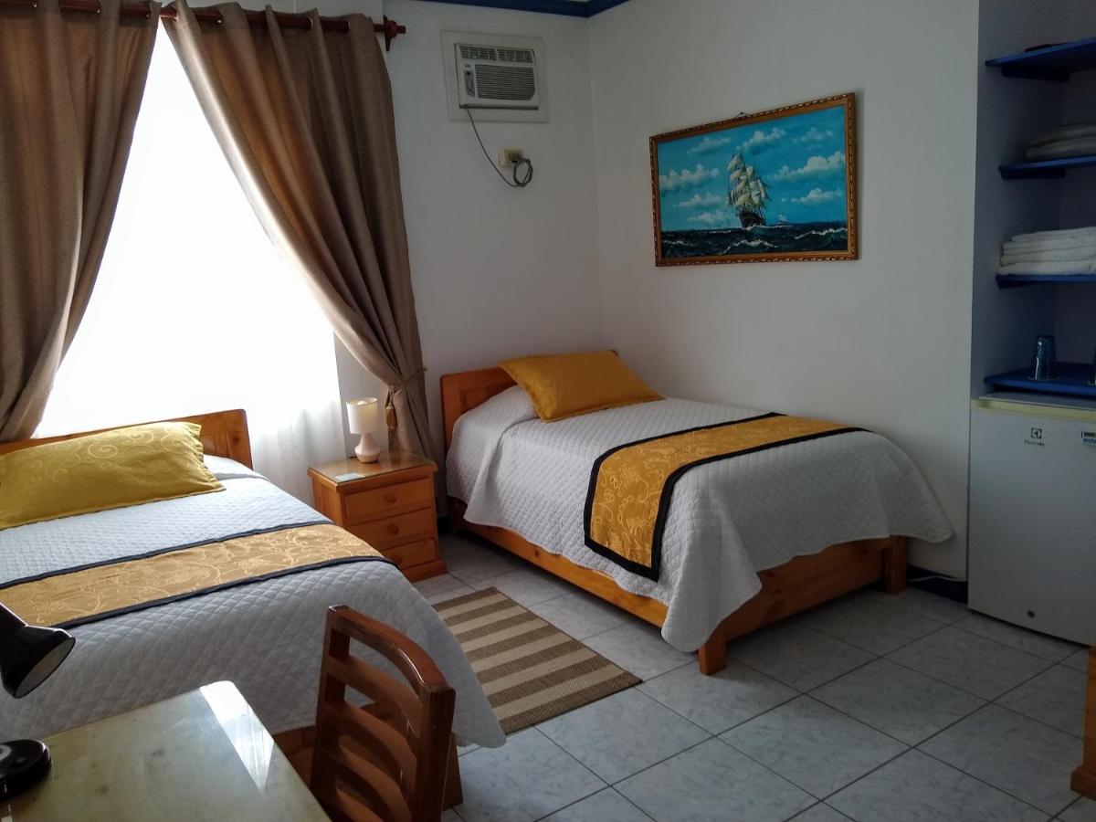 Drake Inn Puerto Villamil Eksteriør billede