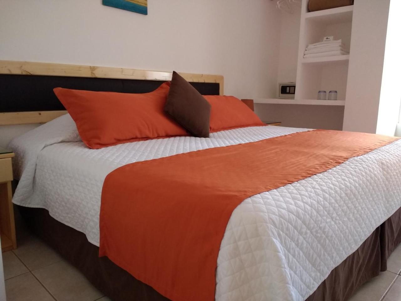 Drake Inn Puerto Villamil Eksteriør billede